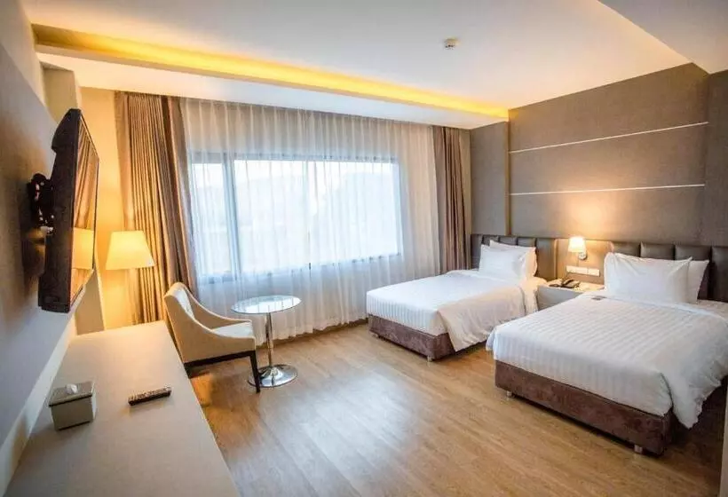 Fotos del hotel Cheewin Palace:  2