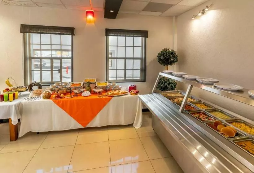Fotos del hotel Sntenario:  24