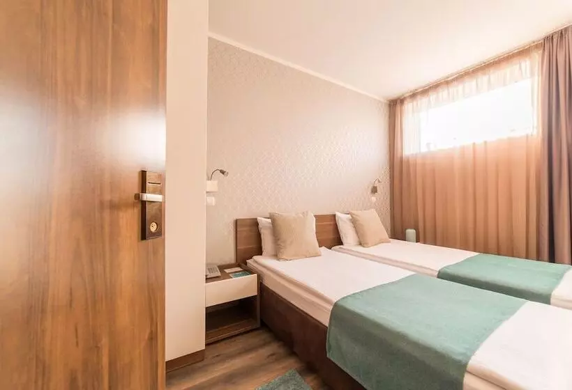 Fotos del hotel Balkan  Garni:  5