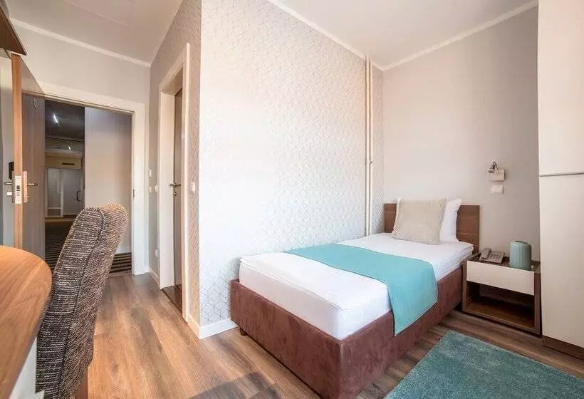 Fotos del hotel Balkan  Garni:  7