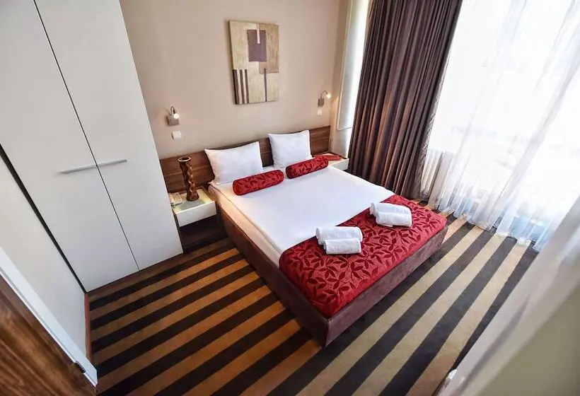 Fotos del hotel Balkan  Garni:  8