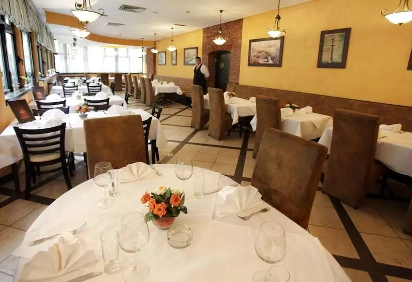 Fotos del hotel Belgrade City:  2