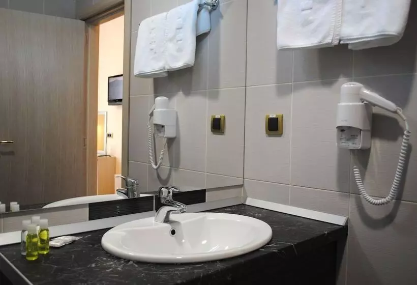 Fotos del hotel Belgrade City:  10