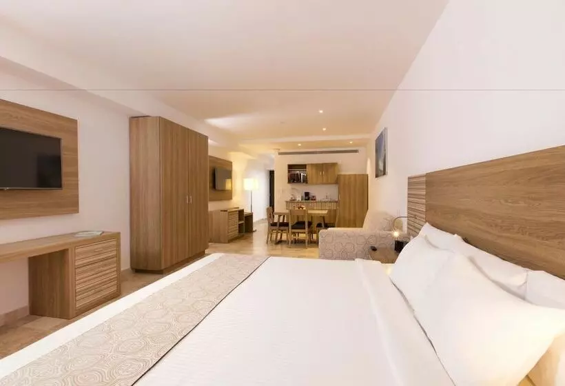 Fotos del hotel Krystal Club Tower:  2