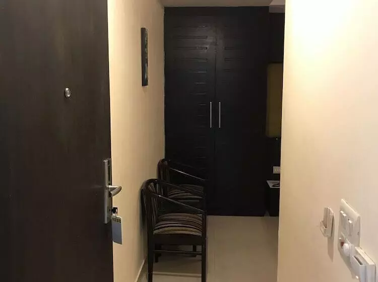 Fotos del hotel Nand Kartar Orchid Suites:  15