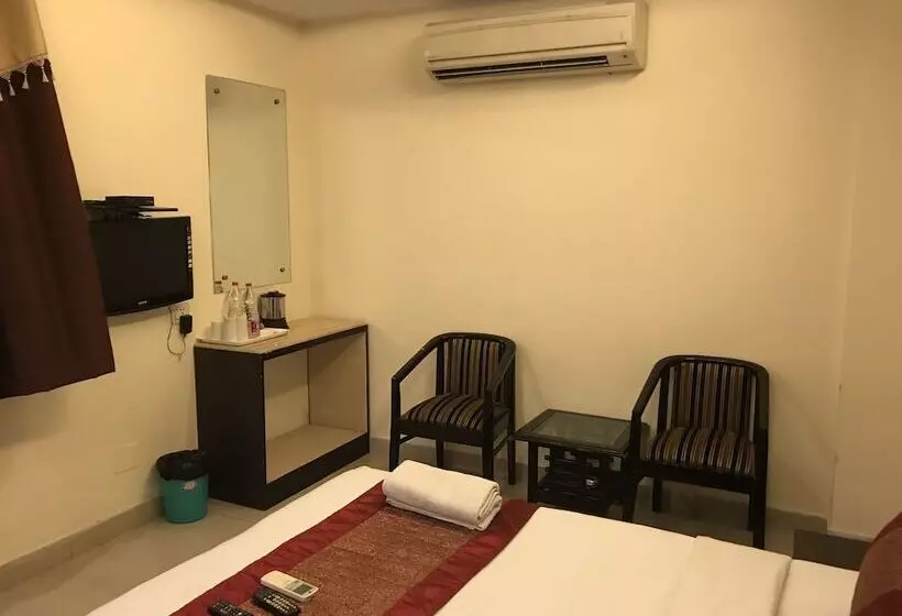 Fotos del hotel Nand Kartar Orchid Suites:  2