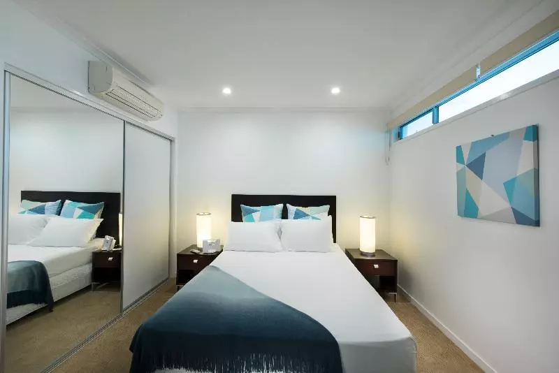 Fotos del hotel At Marina Shores:  11