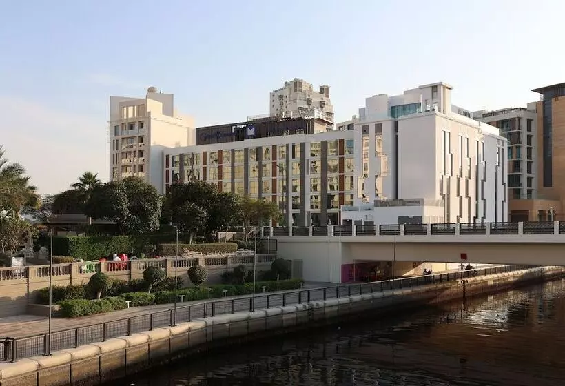 Fotos del hotel Grand Kingsgate Waterfront By Millennium Hotels:  67