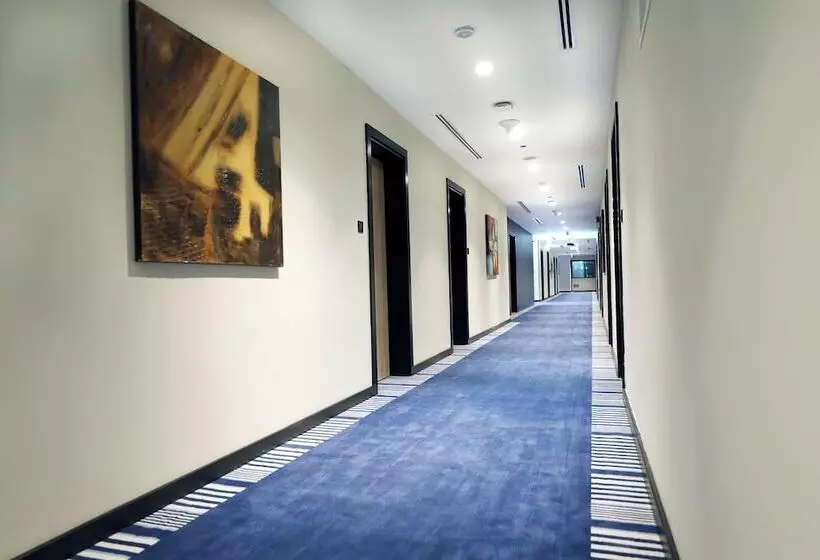 Fotos del hotel Grand Kingsgate Waterfront By Millennium Hotels:  72