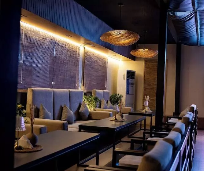 Fotos del hotel Grand Kingsgate Waterfront By Millennium Hotels:  86