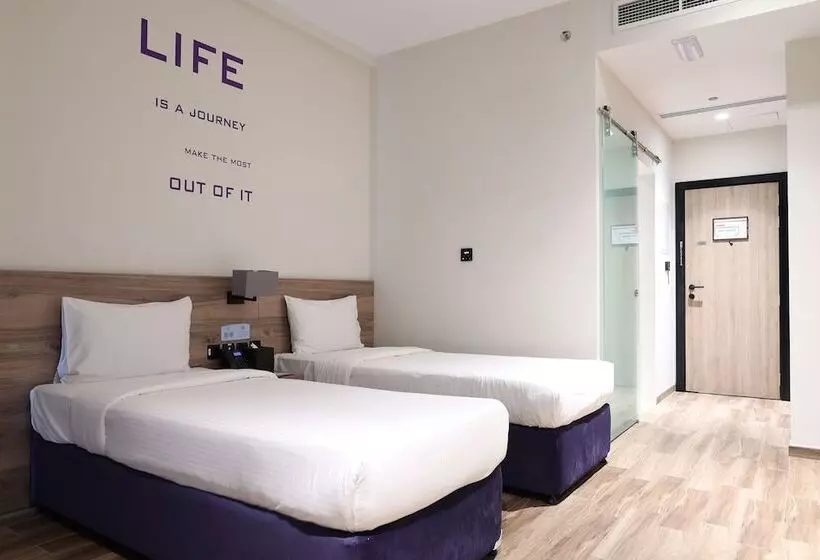 Fotos del hotel Grand Kingsgate Waterfront By Millennium Hotels:  15