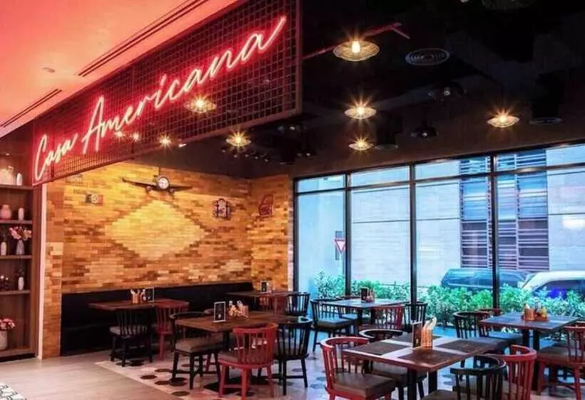 Fotos del hotel Grand Kingsgate Waterfront By Millennium Hotels:  19