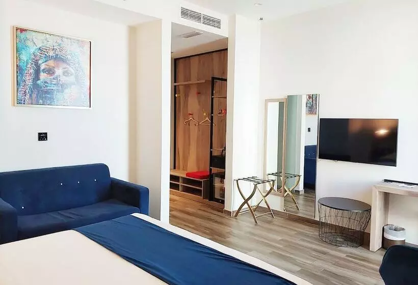 Fotos del hotel Grand Kingsgate Waterfront By Millennium Hotels:  26