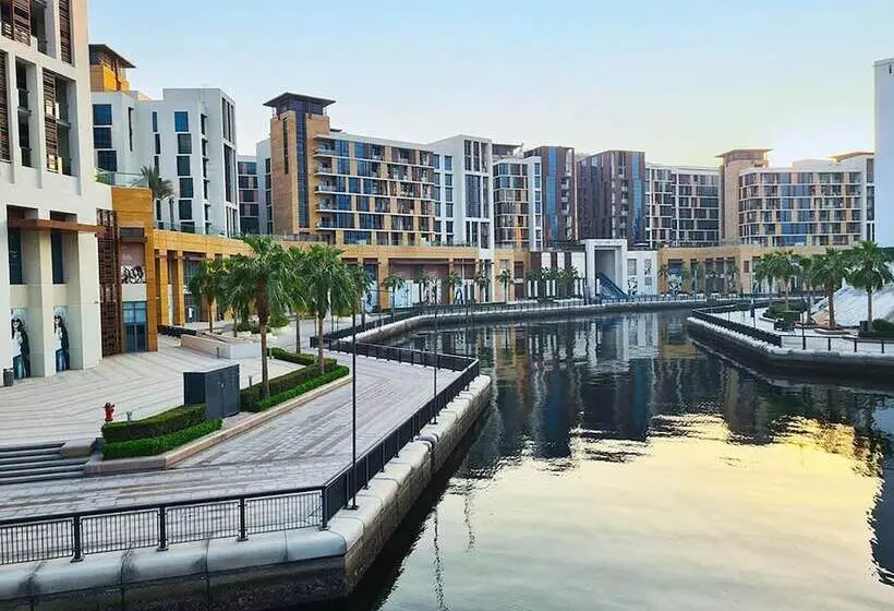 Fotos del hotel Grand Kingsgate Waterfront By Millennium Hotels:  10