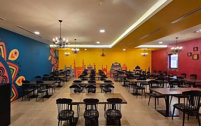 Fotos del hotel Grand Kingsgate Waterfront By Millennium Hotels:  23