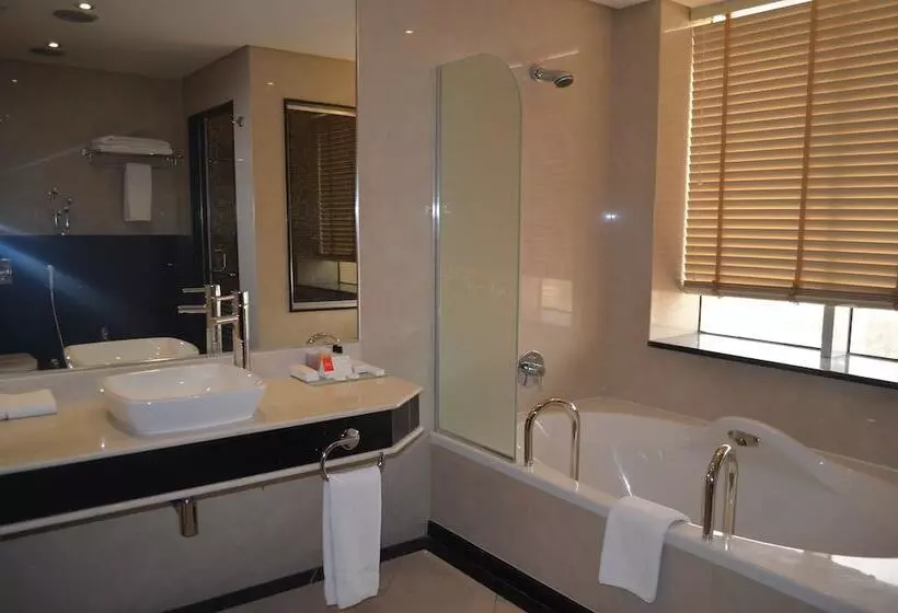 Fotos del hotel Ramada By Wyndham Al Khobar:  20