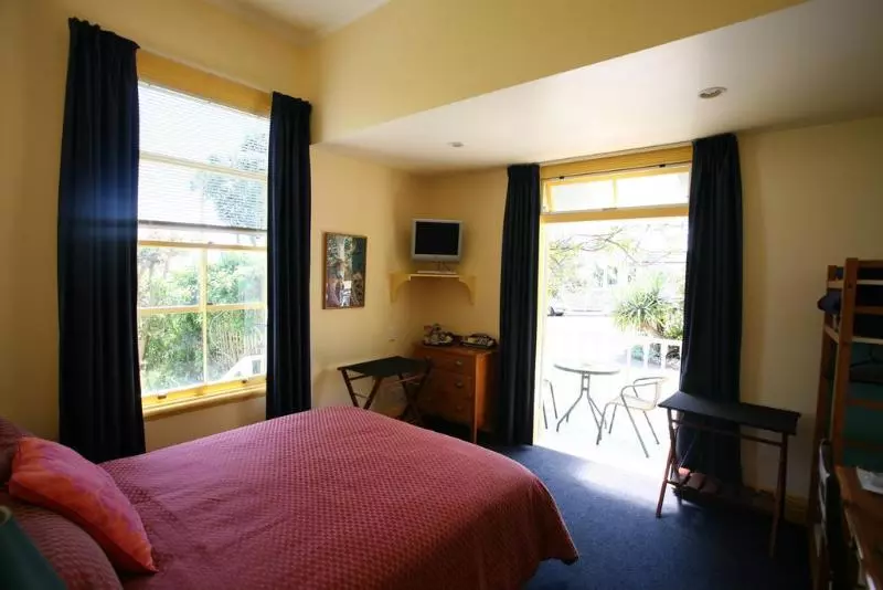 The Great Ponsonby Art