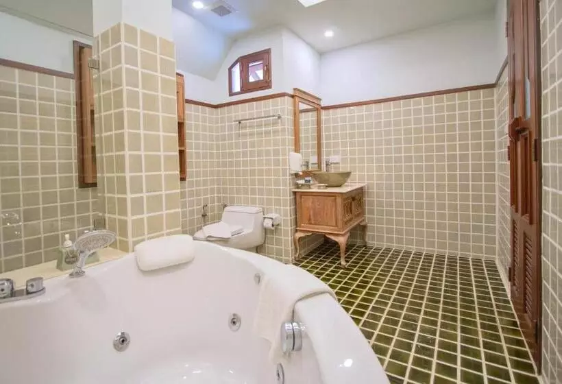 Fotos del hotel Rich Garden House:  11