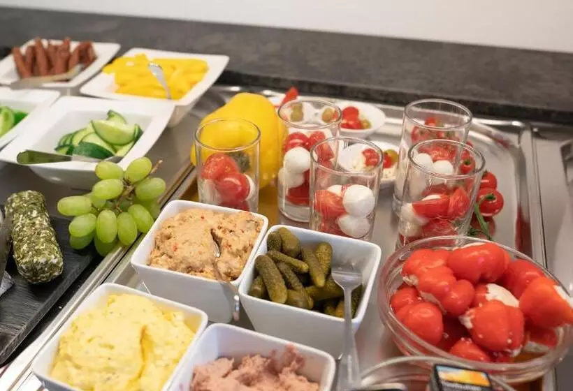 Fotos del hotel Cityhotel Trumer Stube:  4