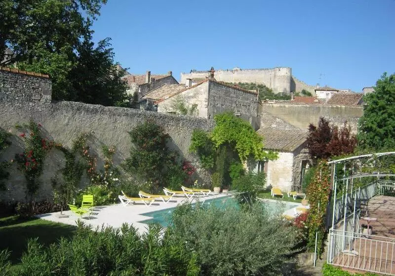 Fotos del hotel Les Jardins De La Livrée:  10