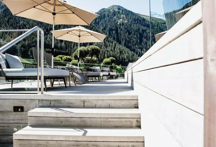 Fotos del hotel Arlmont Hotel:  6