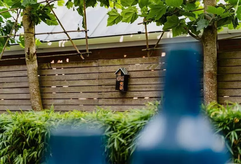 Fotos del hotel Jl No76:  21