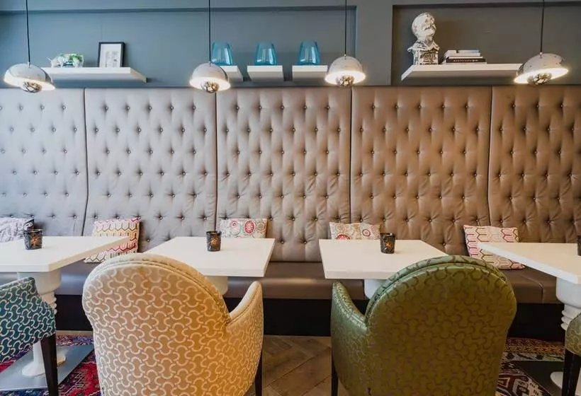 Fotos del hotel Jl No76:  25