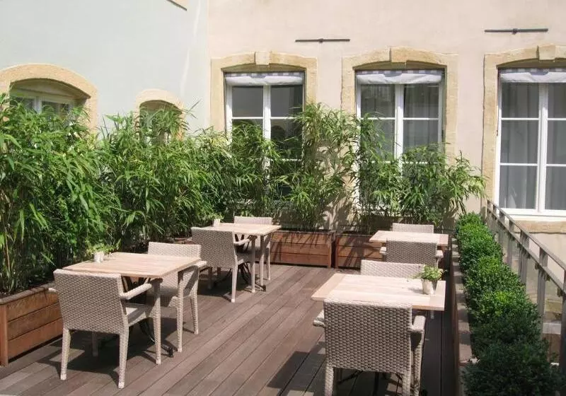 Fotos del hotel Le Place D Armes:  3