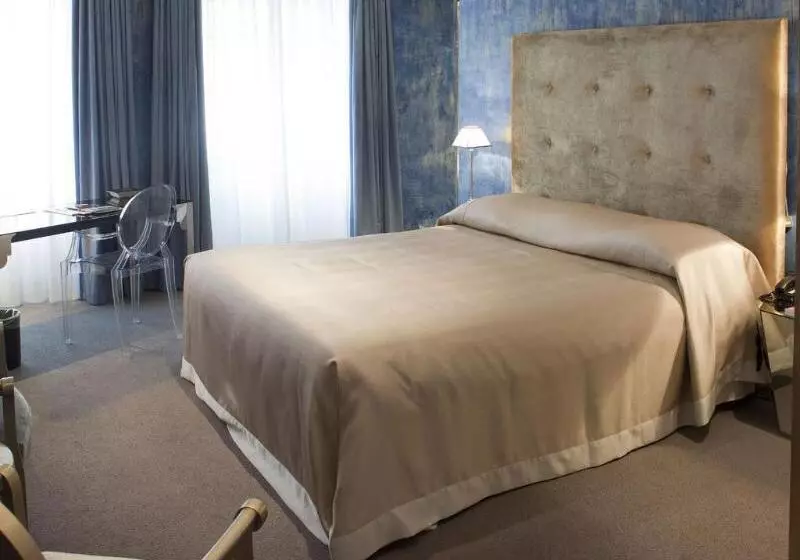 Fotos del hotel Le Place D Armes:  20