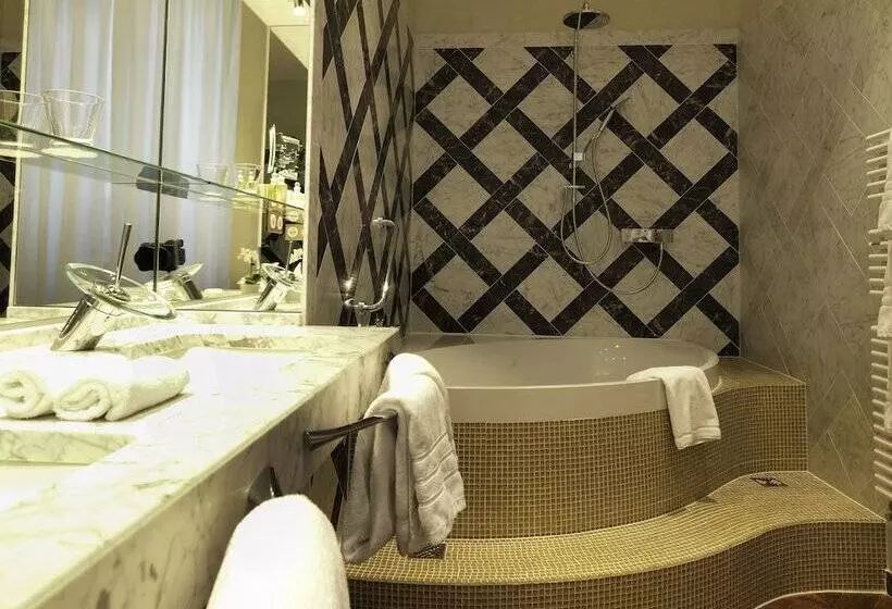 Fotos del hotel Le Place D Armes:  5