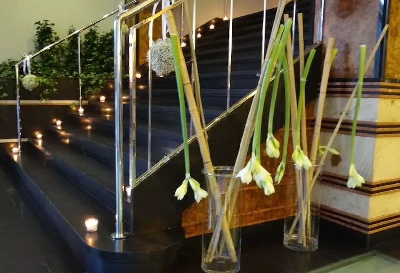 Fotos del hotel Monopol:  8