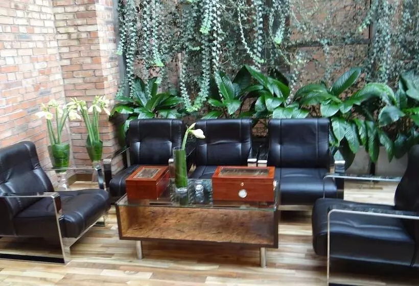 Fotos del hotel Monopol:  2