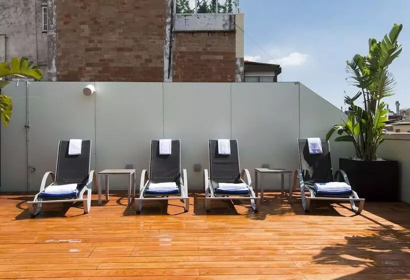 Fotos del hotel Ako Suites:  8