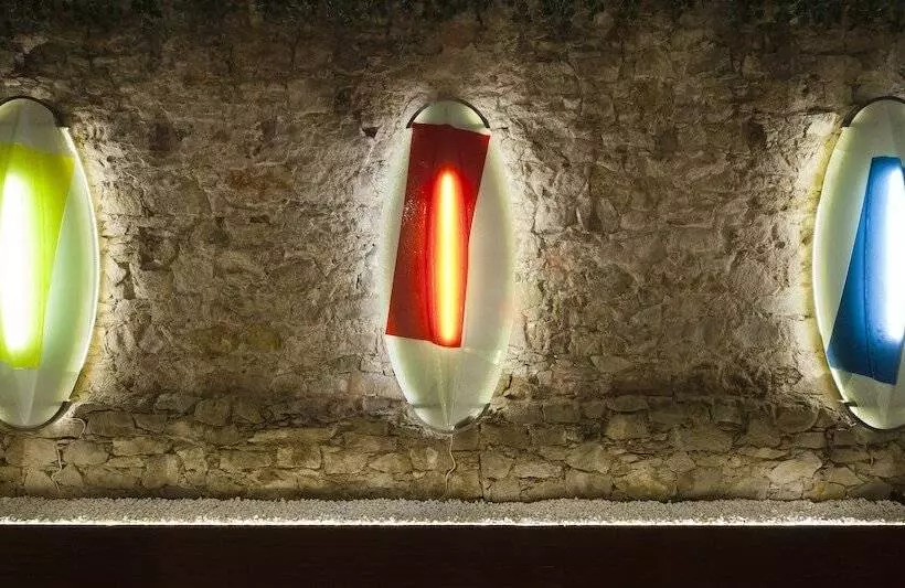 Fotos del hotel Ako Suites:  10