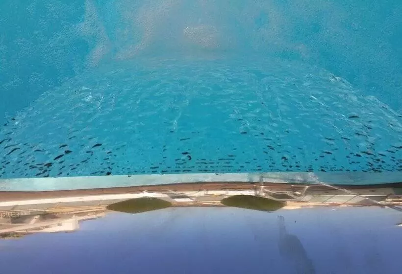 Fotos del hotel Ako Suites:  25