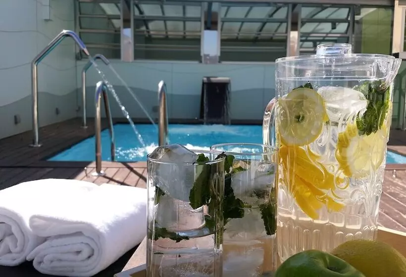 Fotos del hotel Ako Suites:  7