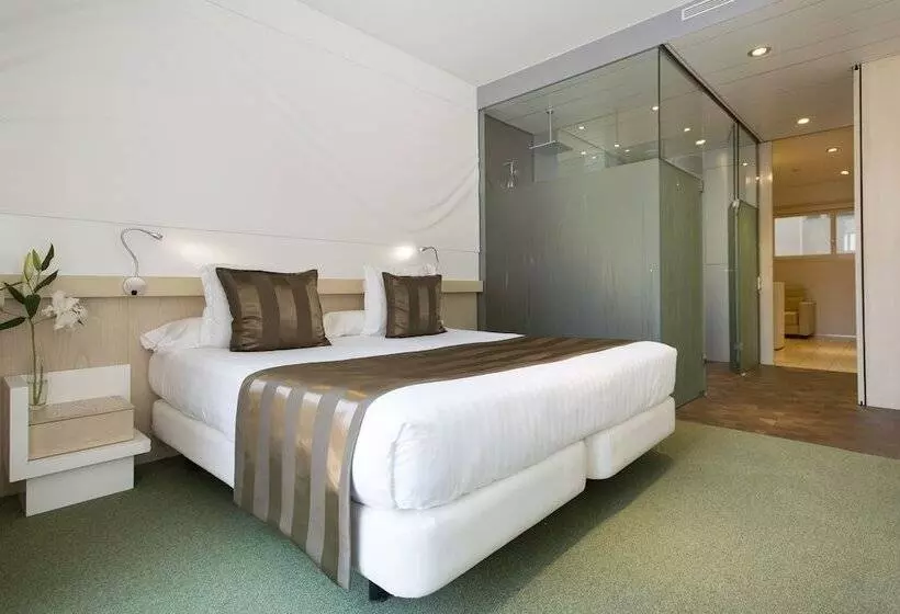 Fotos del hotel Ako Suites:  16