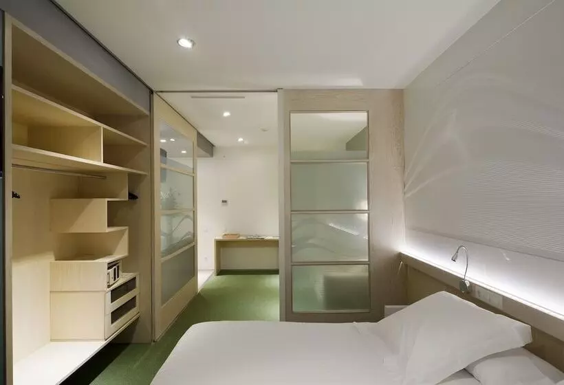 Fotos del hotel Ako Suites:  2