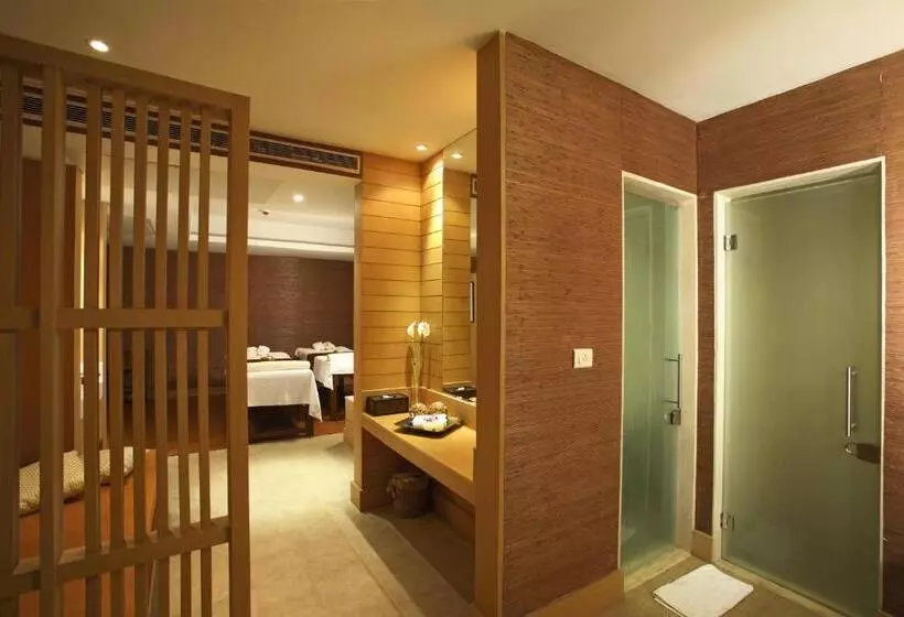 Fotos del hotel Ellaa  Gachibowli:  15