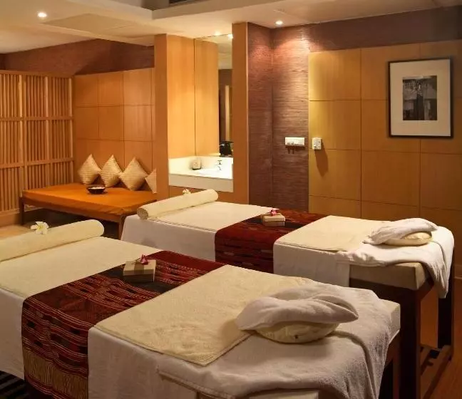 Fotos del hotel Ellaa  Gachibowli:  10