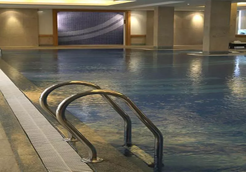 Fotos del hotel Ellaa  Gachibowli:  20