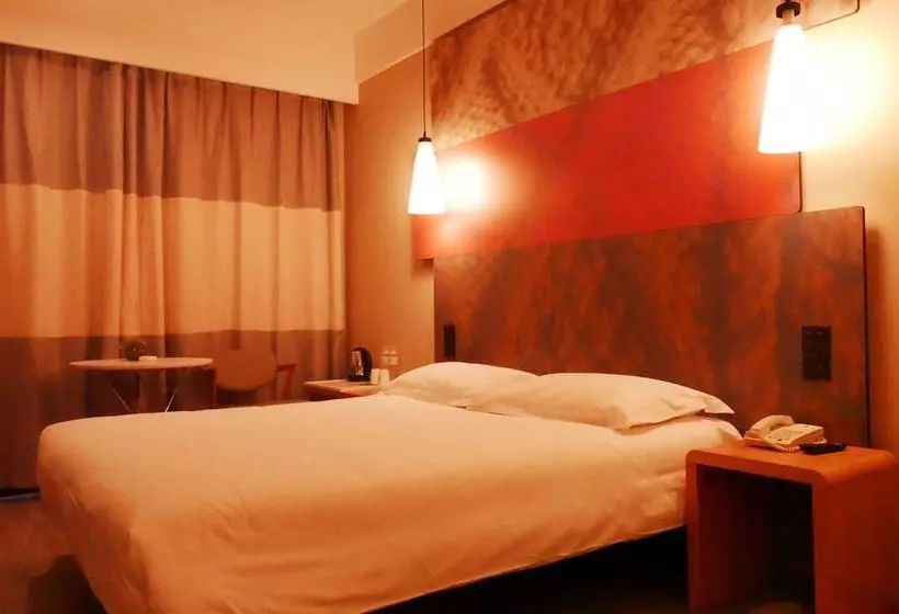 Fotos del hotel Ibis Qingdao Ningxia Road:  4