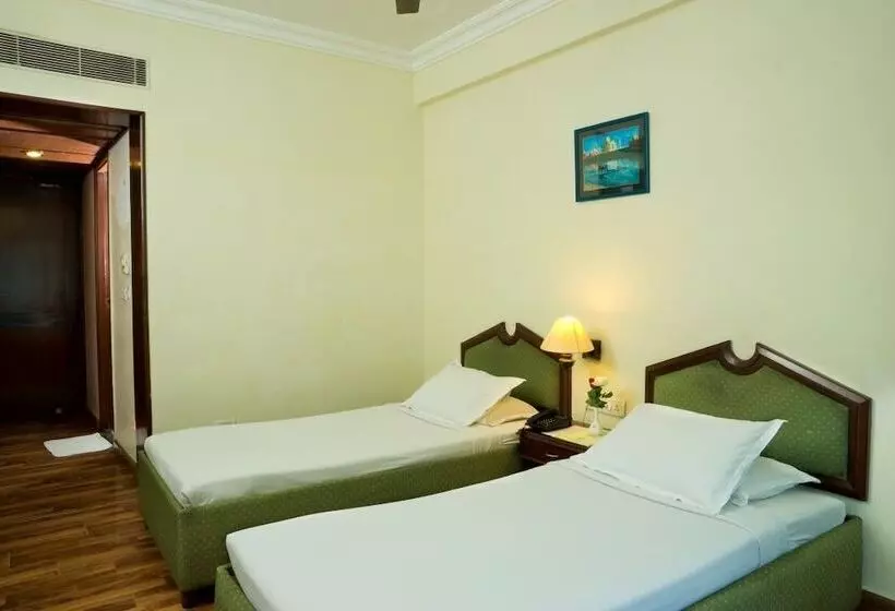 Fotos del hotel Park Plaza:  7