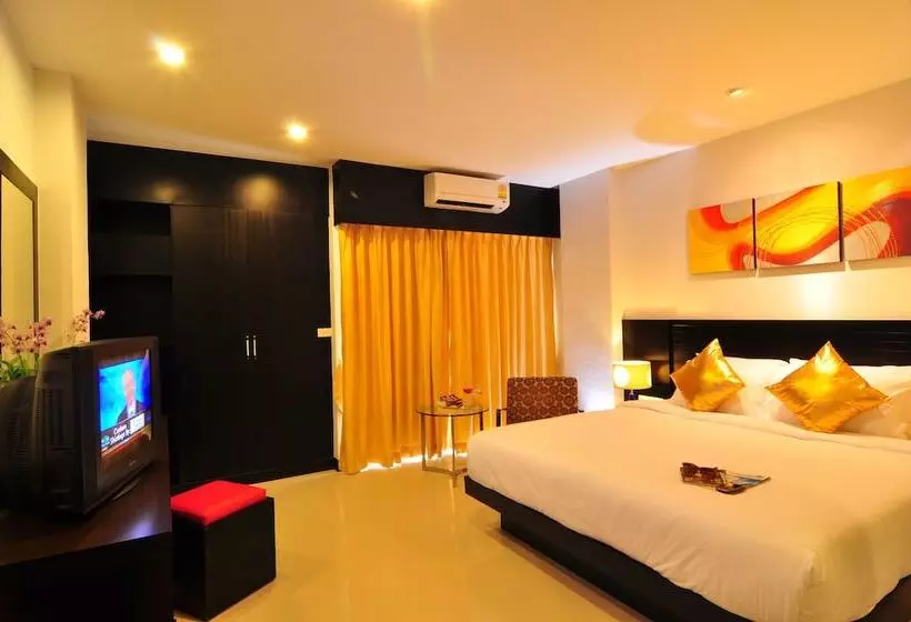 Platinum  And Apartments