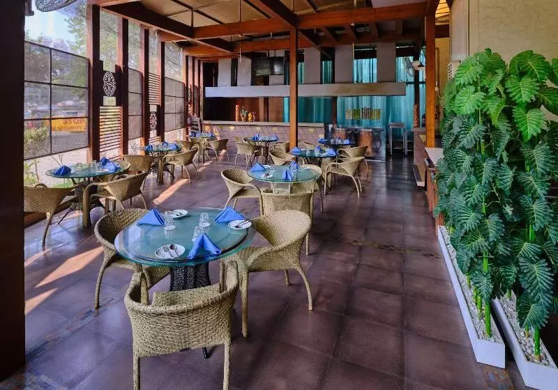 Fotos del hotel Sayaji  Pune:  13