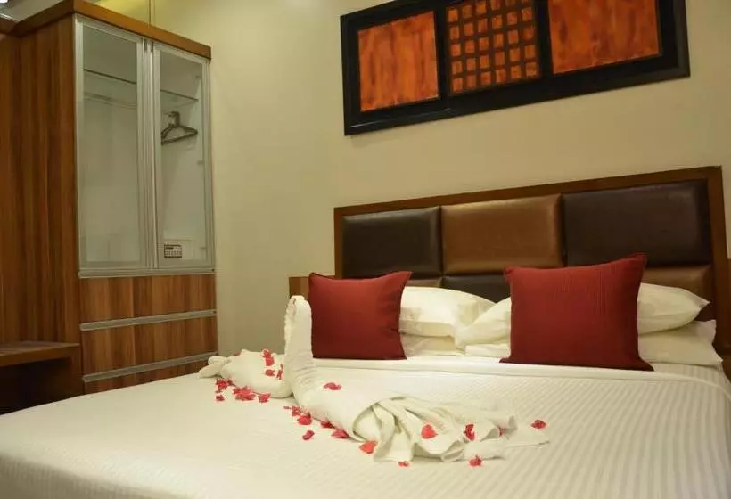 Fotos del hotel Sea Palace   Near Gateway Of India:  2