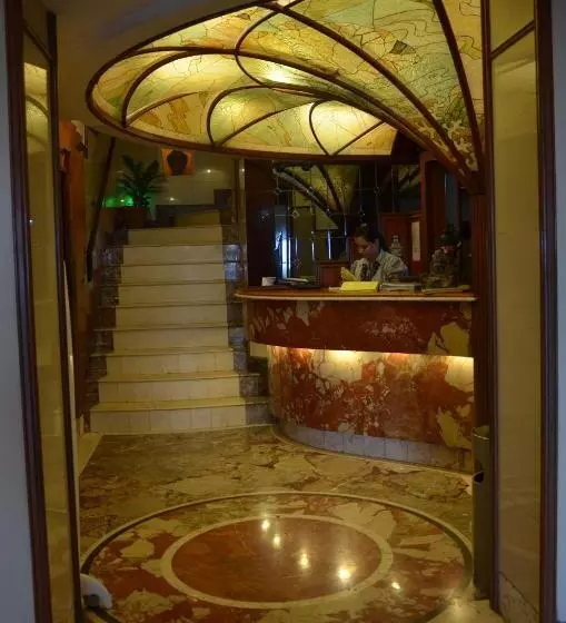 Fotos del hotel Sea Palace   Near Gateway Of India:  9