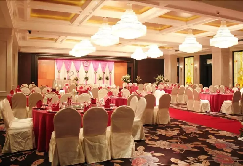 Fotos del hotel Sunrise On The Bund:  2