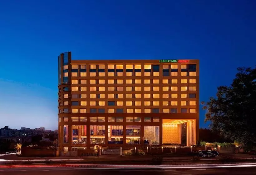 Courtyard By Marriott Ahmedabad