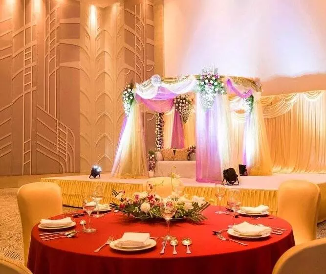 Fotos del hotel Courtyard By Marriott Ahmedabad:  4